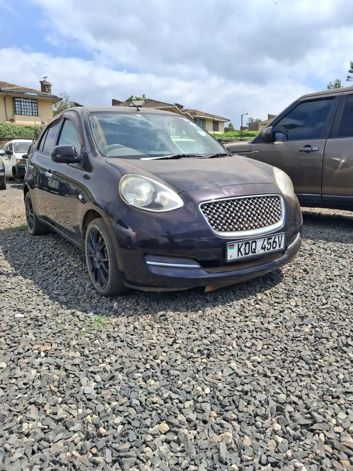 Nissan-March-