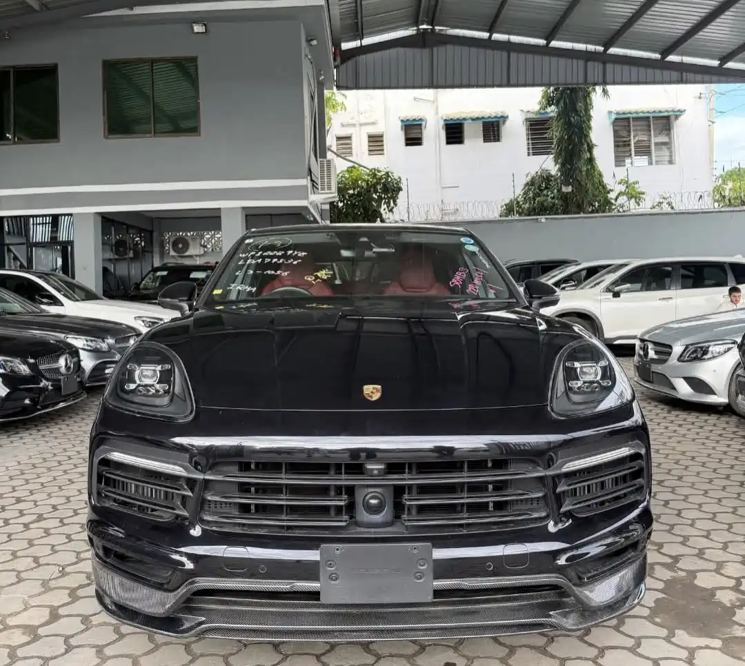 PORSCHE-Cayenne_S-