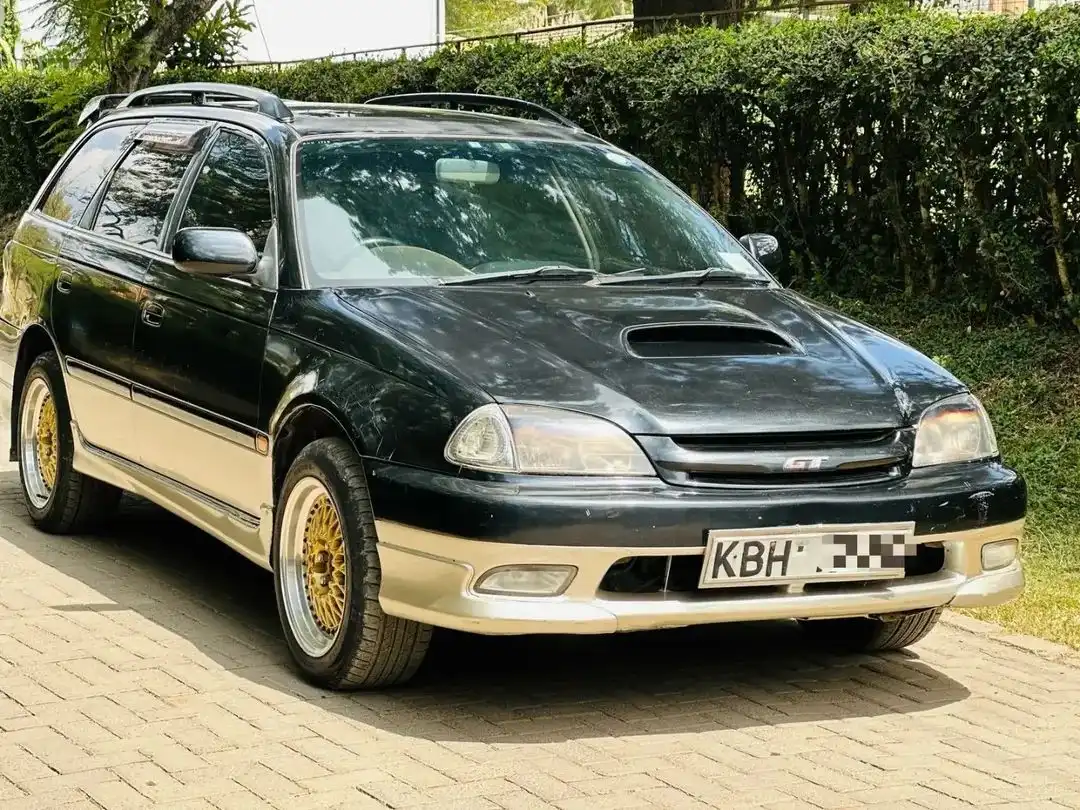 Toyota-Caldina-