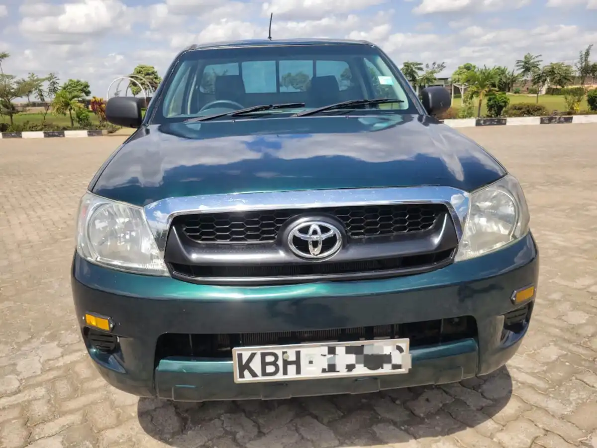 Toyota-Hilux-