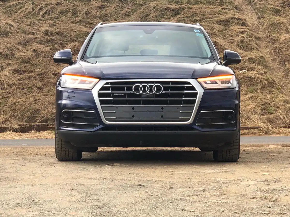 AUDI-Q5-