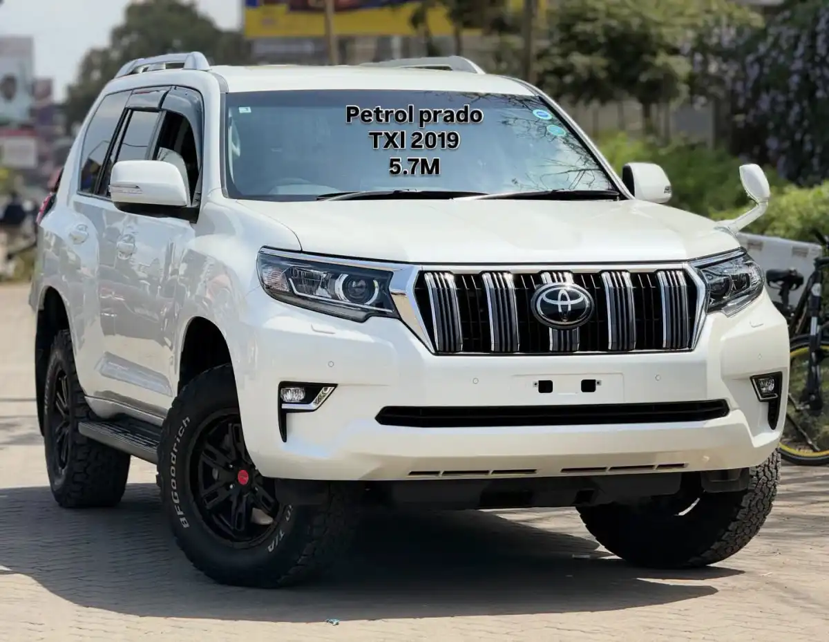 Toyota-LAND_CRUISER_PRADO-