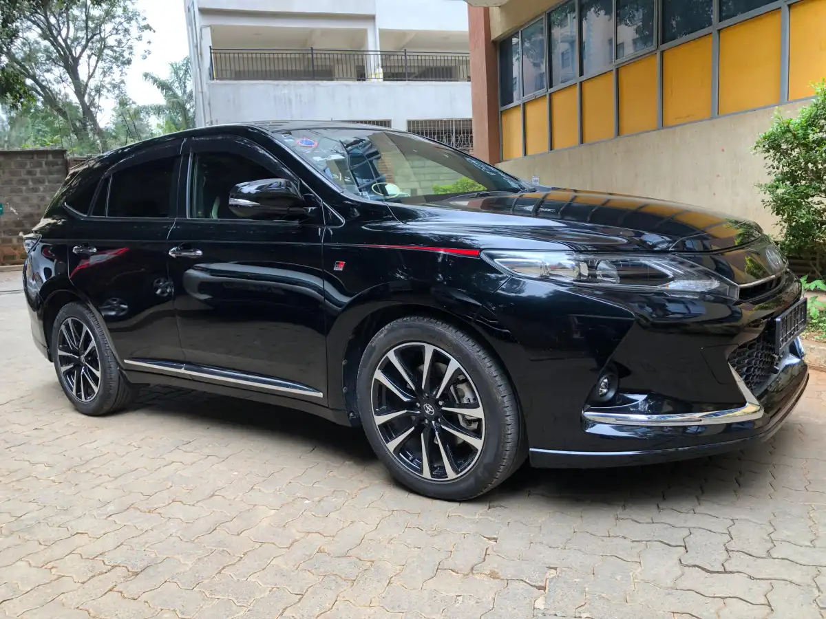 Toyota-Harrier-