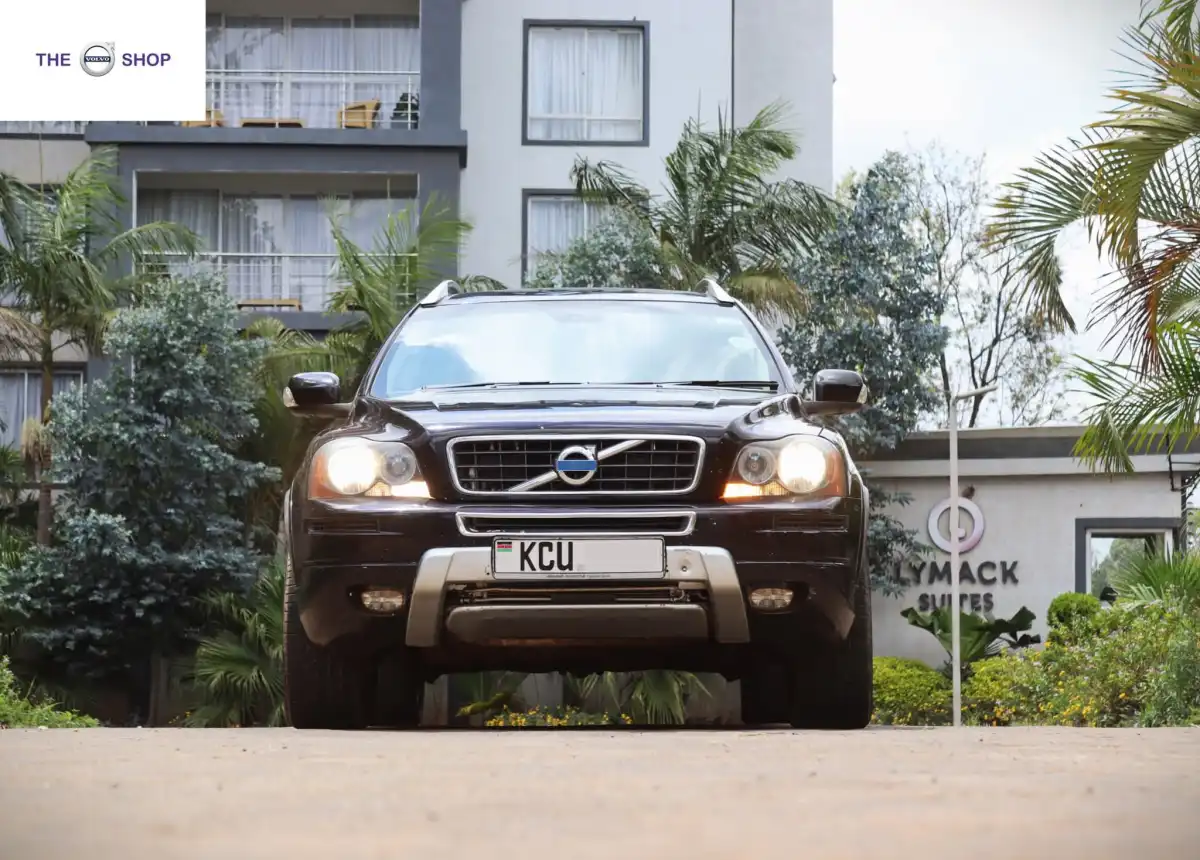 VOLVO-XC90-