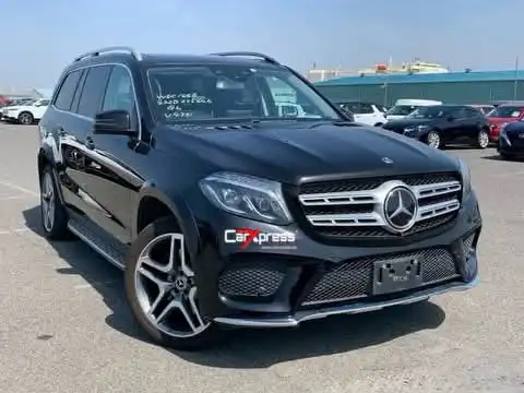 Mercedes_Benz-GLS_350-