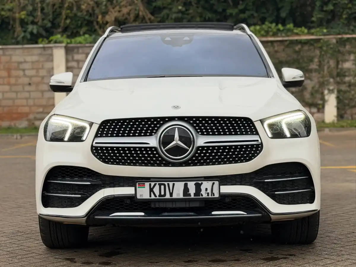 Mercedes_Benz-GLE_400d-