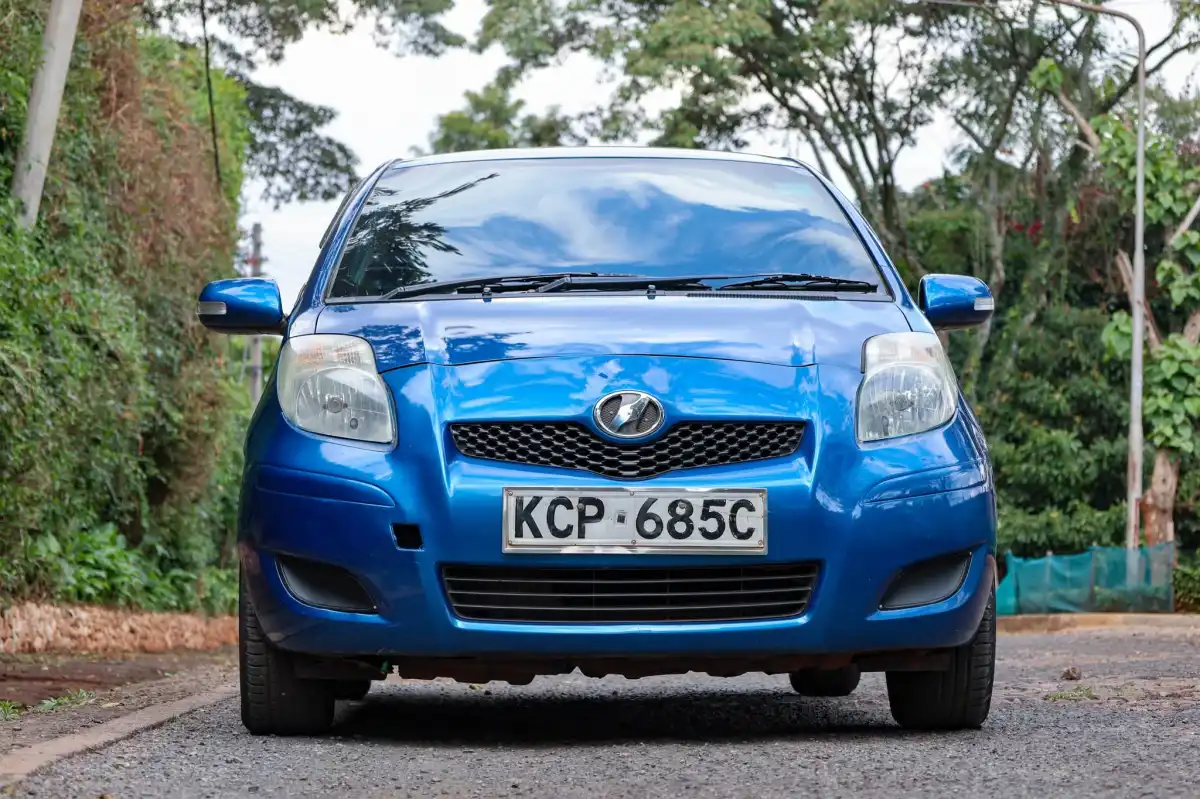 Toyota-Vitz-