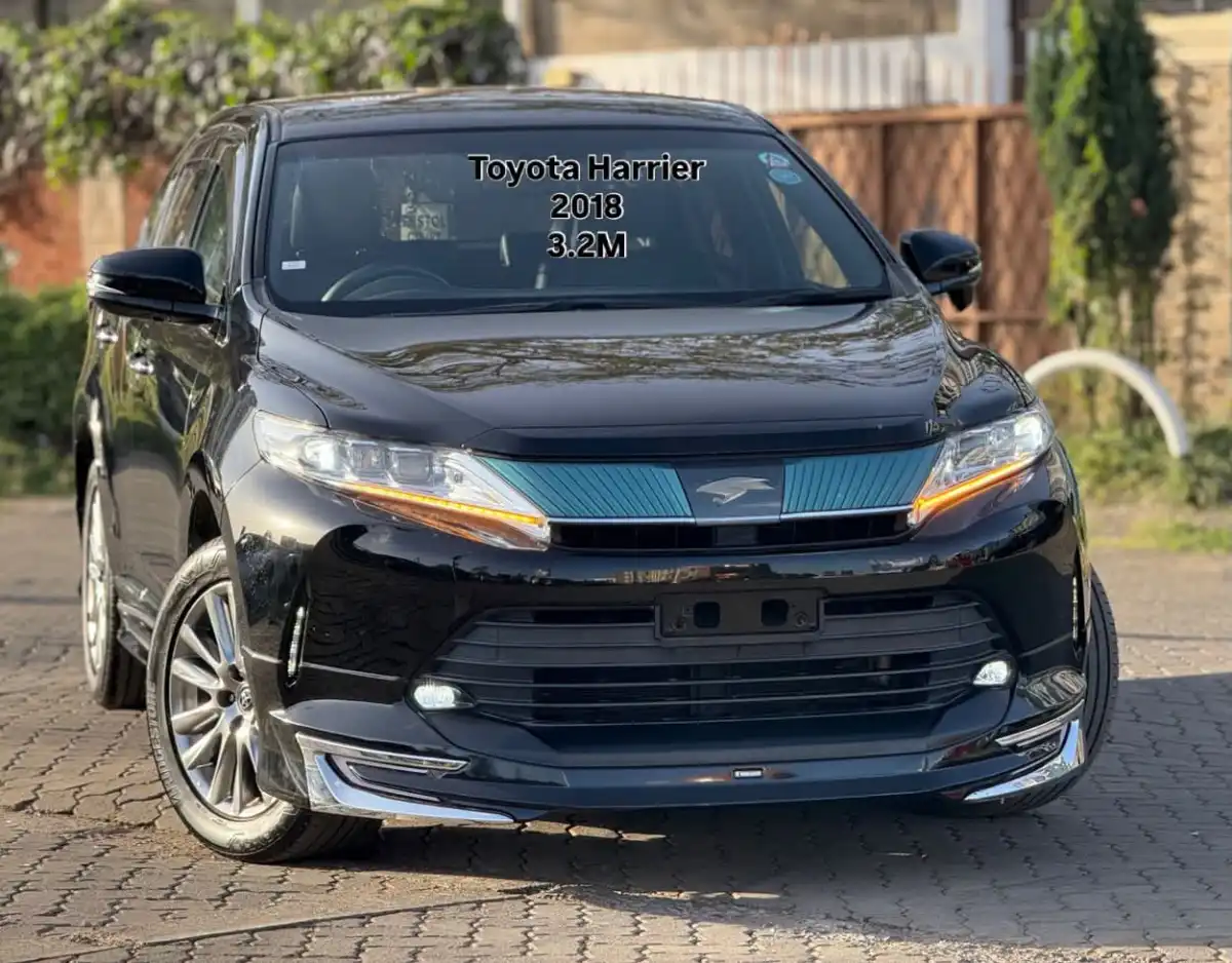 Toyota-Harrier-