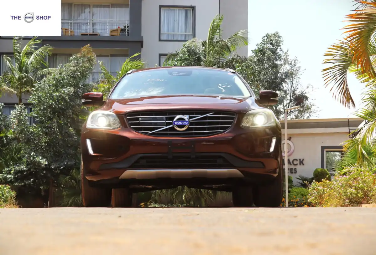 VOLVO-XC60-