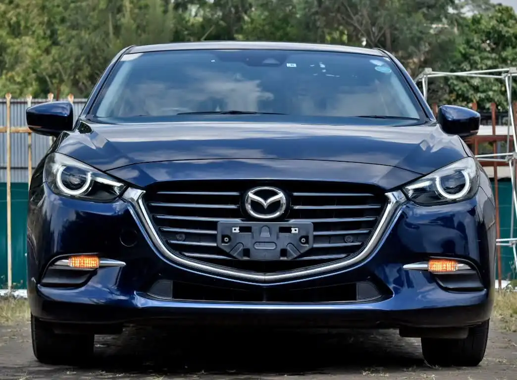 Mazda-Axela-