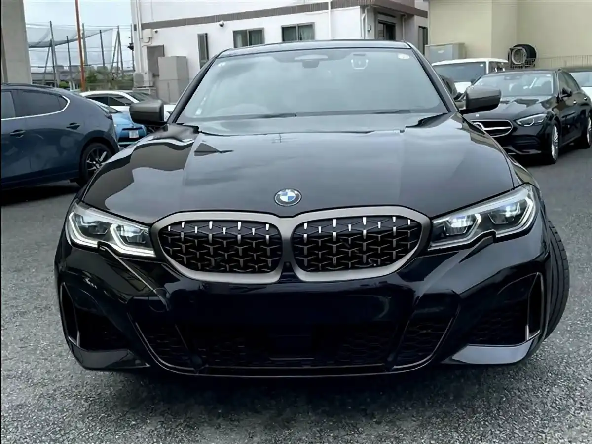 BMW-M340i-