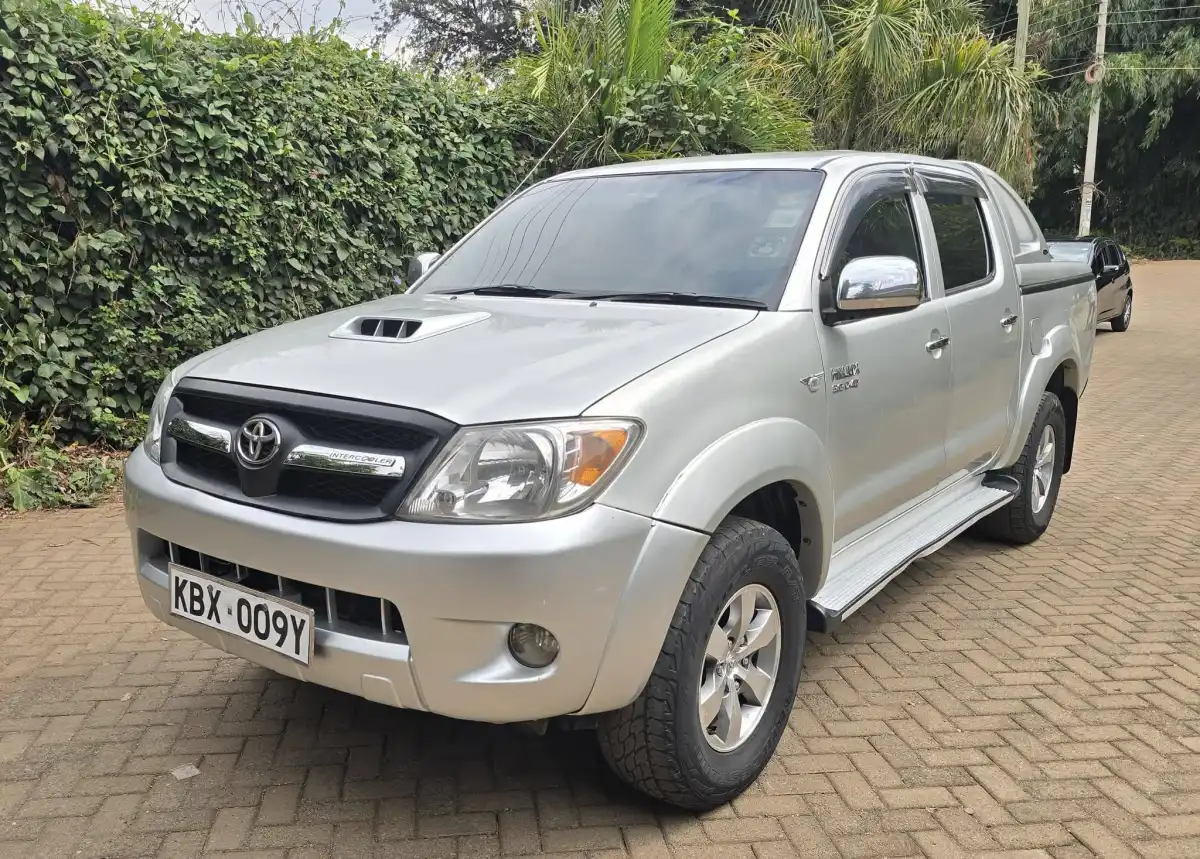 Toyota-Hilux-
