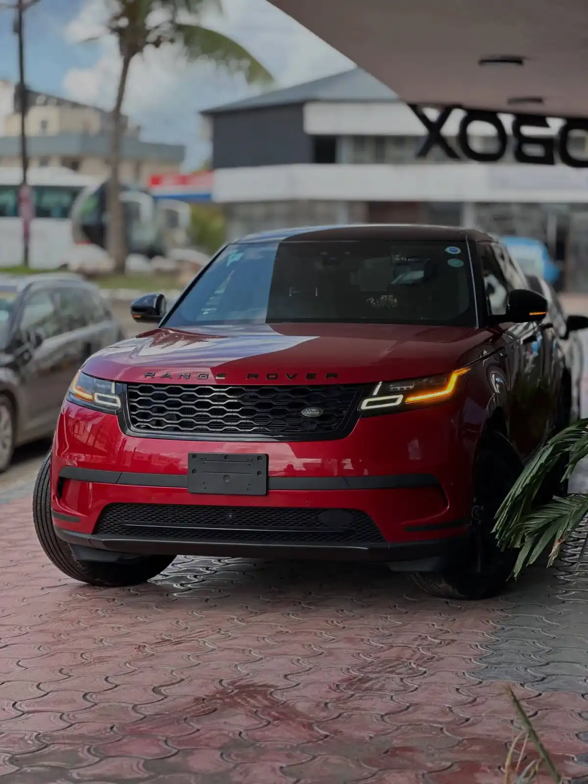 RANGE_ROVER-Velar-
