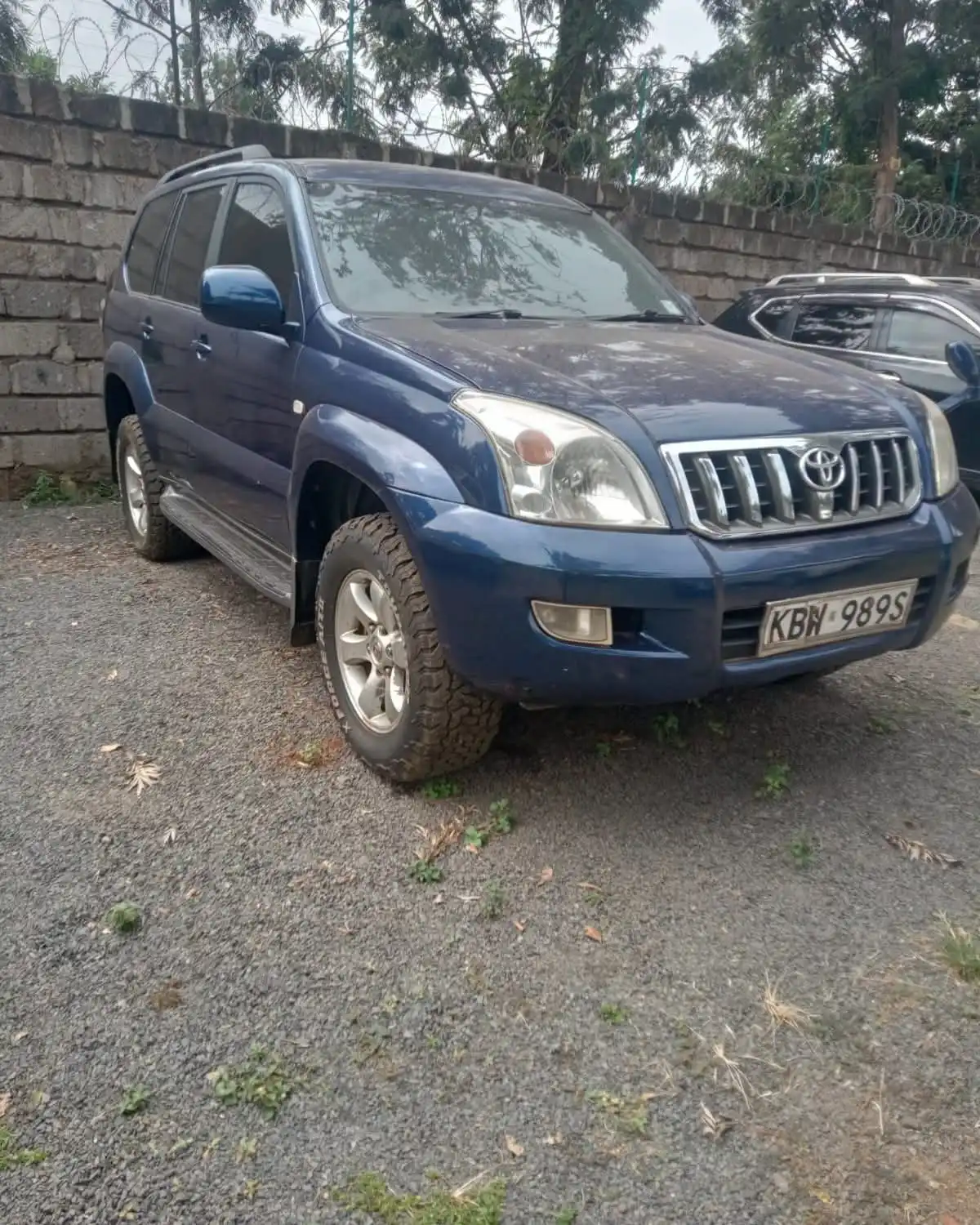 Toyota-Land_cruiser_Prado_j120-