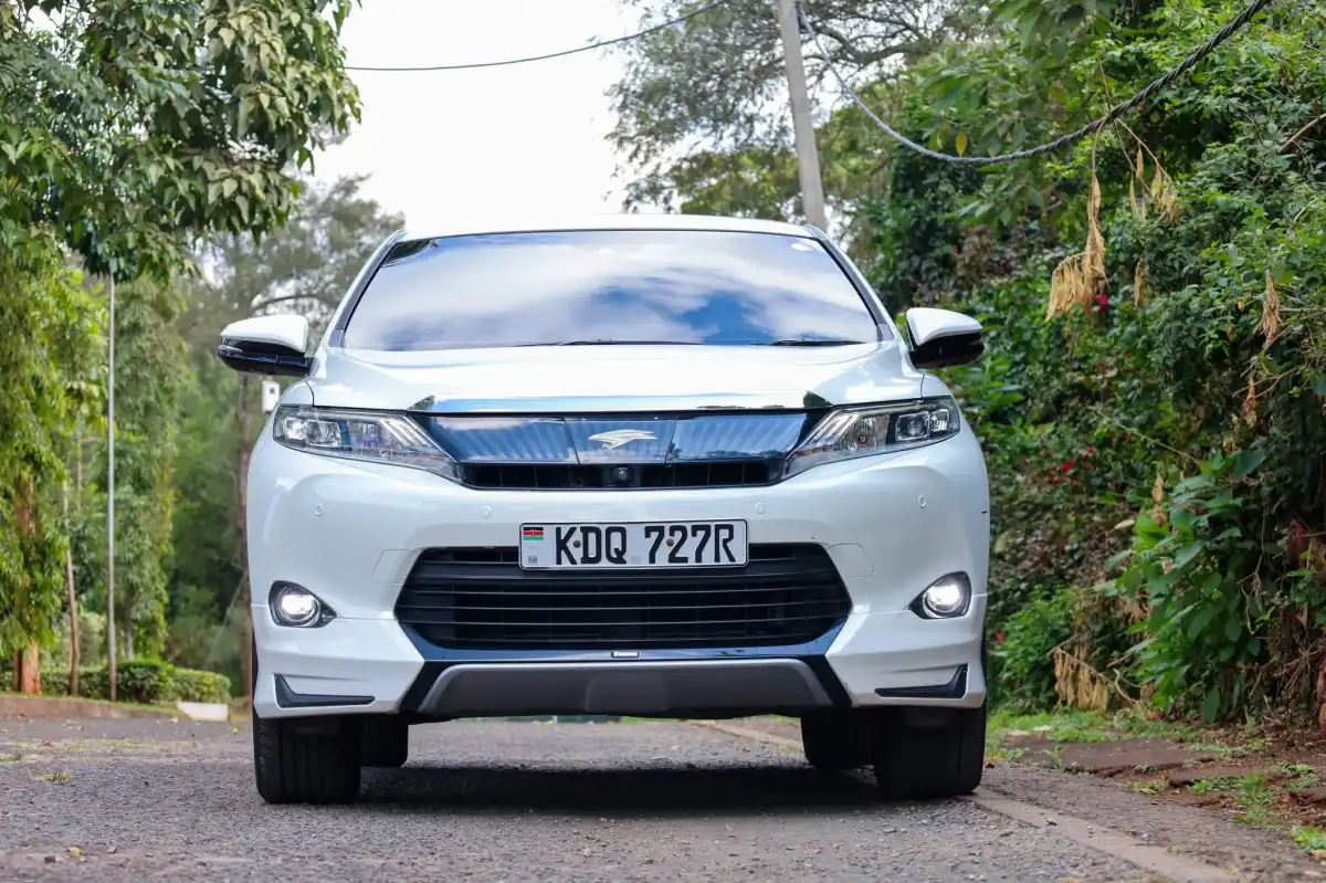 Toyota-Harrier-