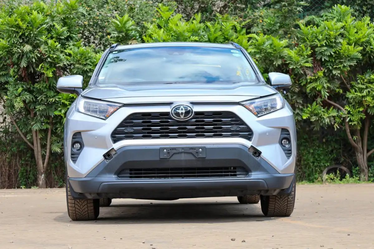 Toyota-RAV4-