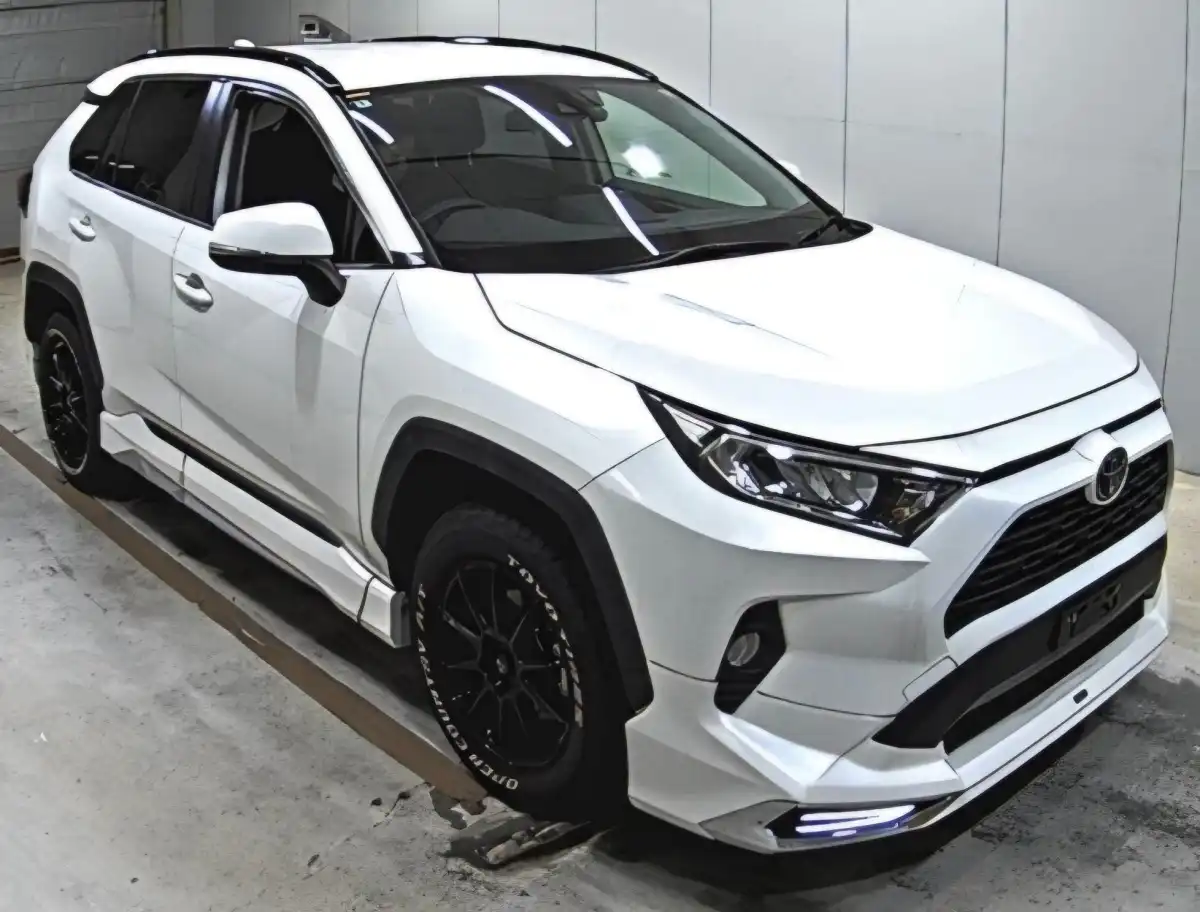 Toyota-RAV4-