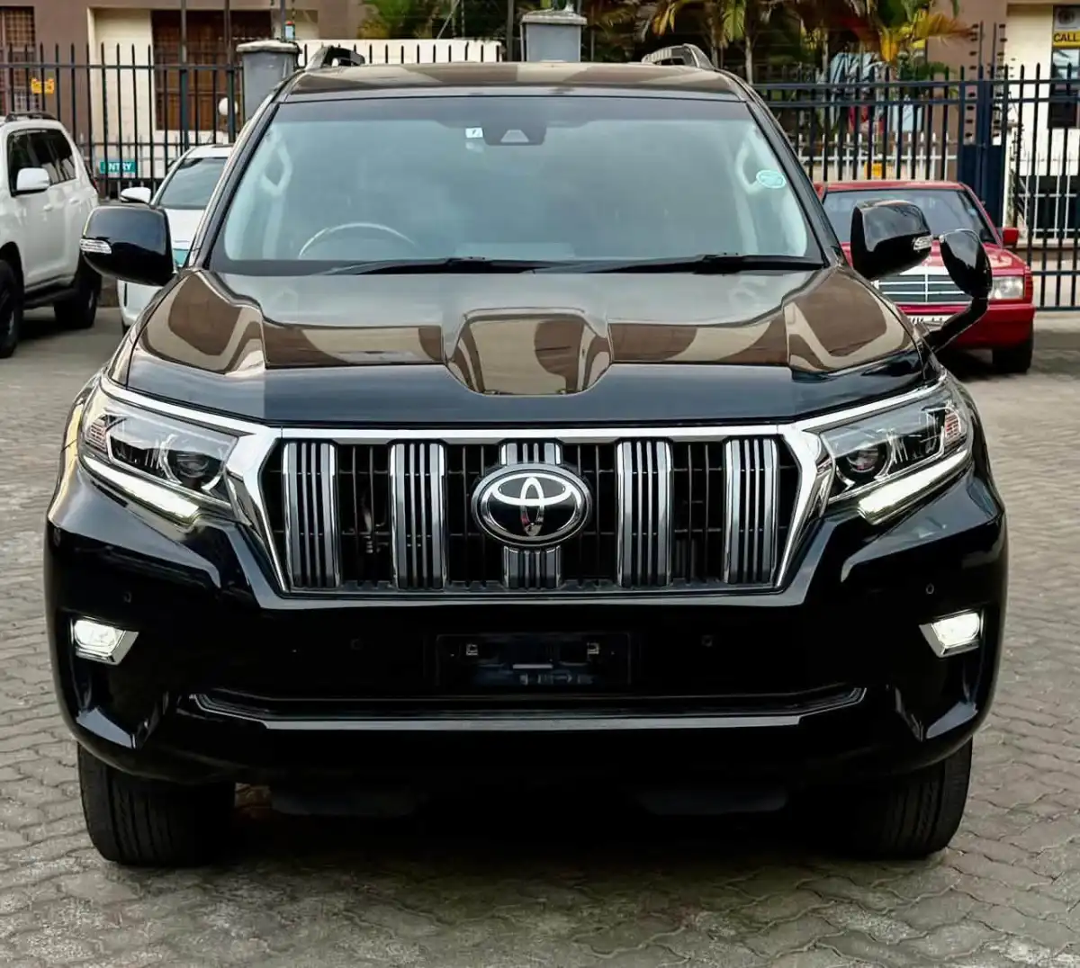 Toyota-Land_cruiser_Prado_TX-L-