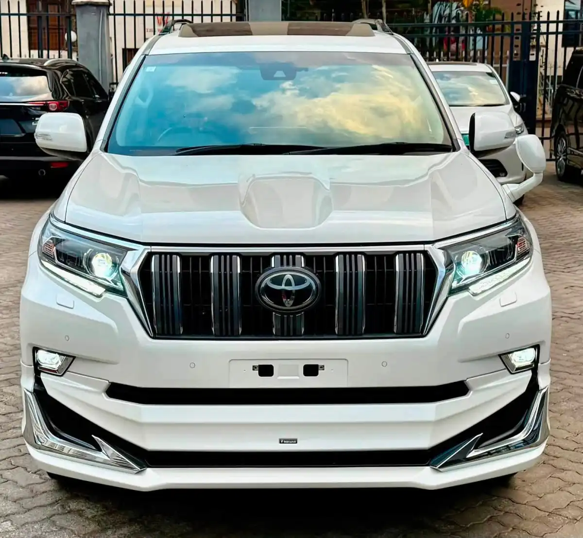 Toyota-Land_cruiser_Prado_TX-L-