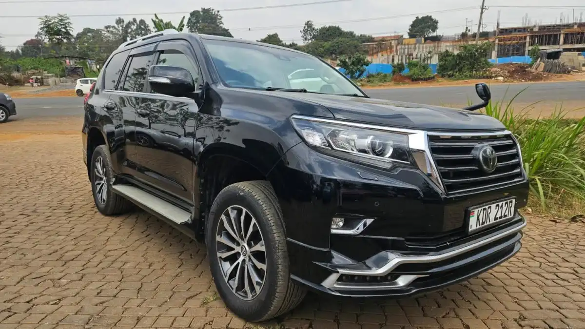 Toyota-Land_cruiser_Prado_TX-L-
