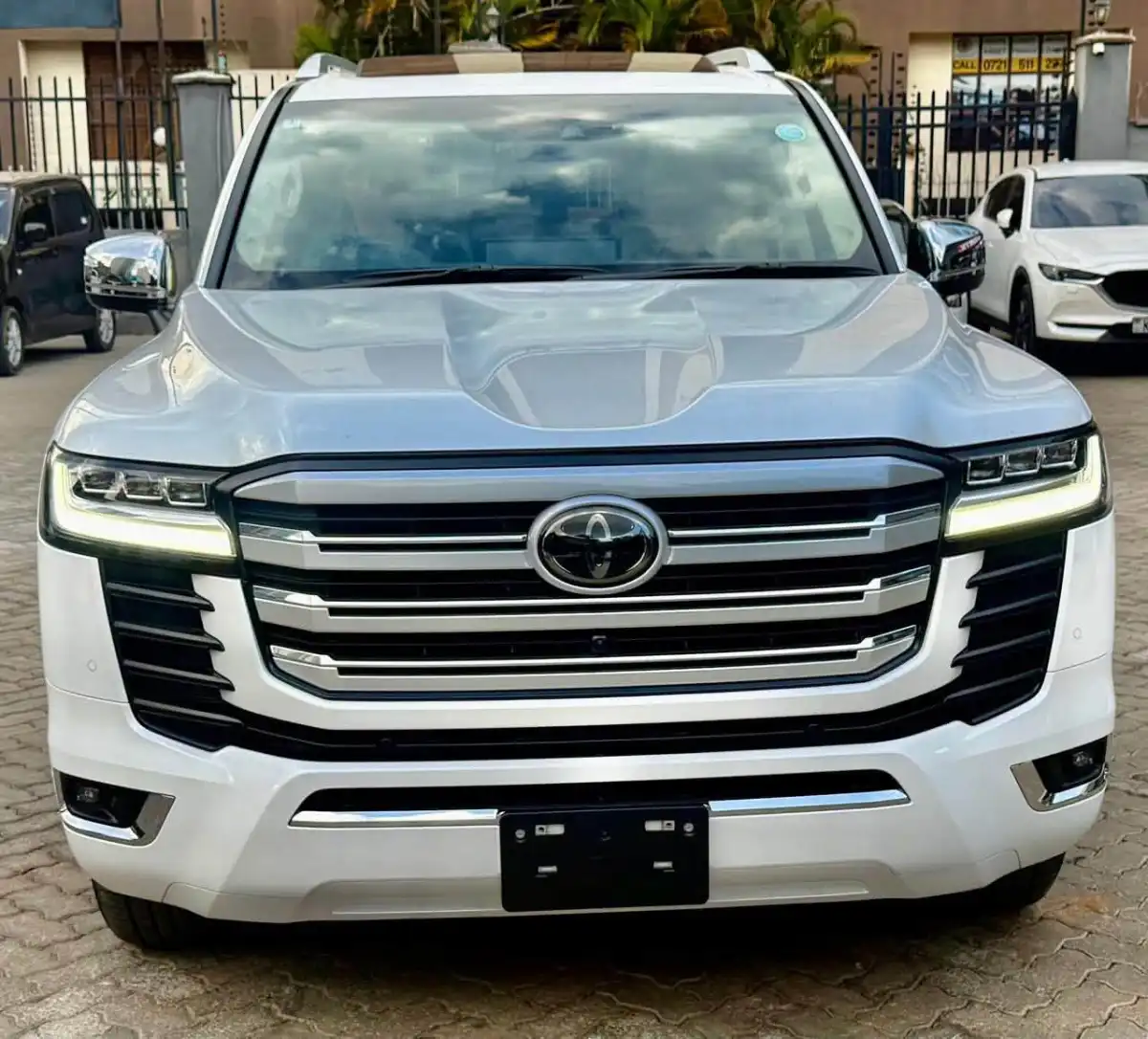 Toyota-Landcruiser_Zx-