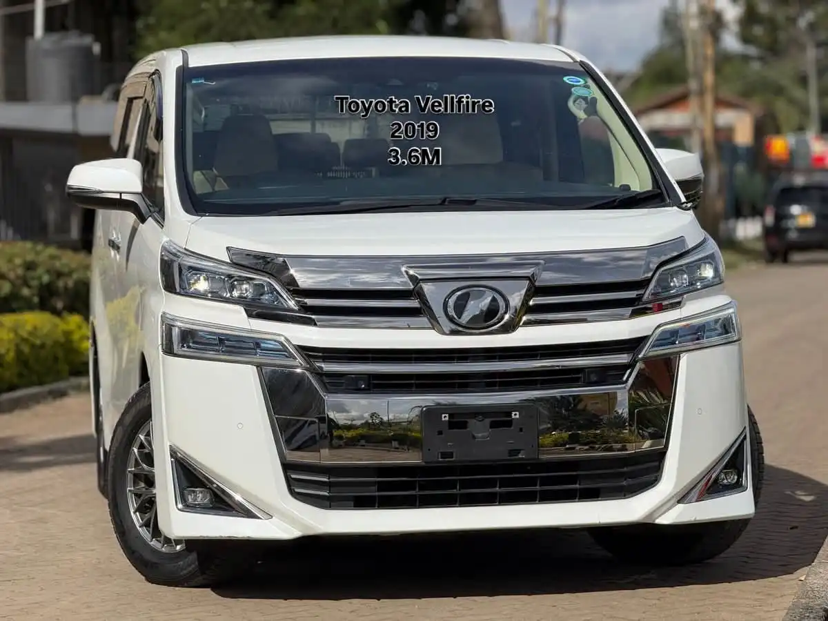 Toyota-Vellfire-