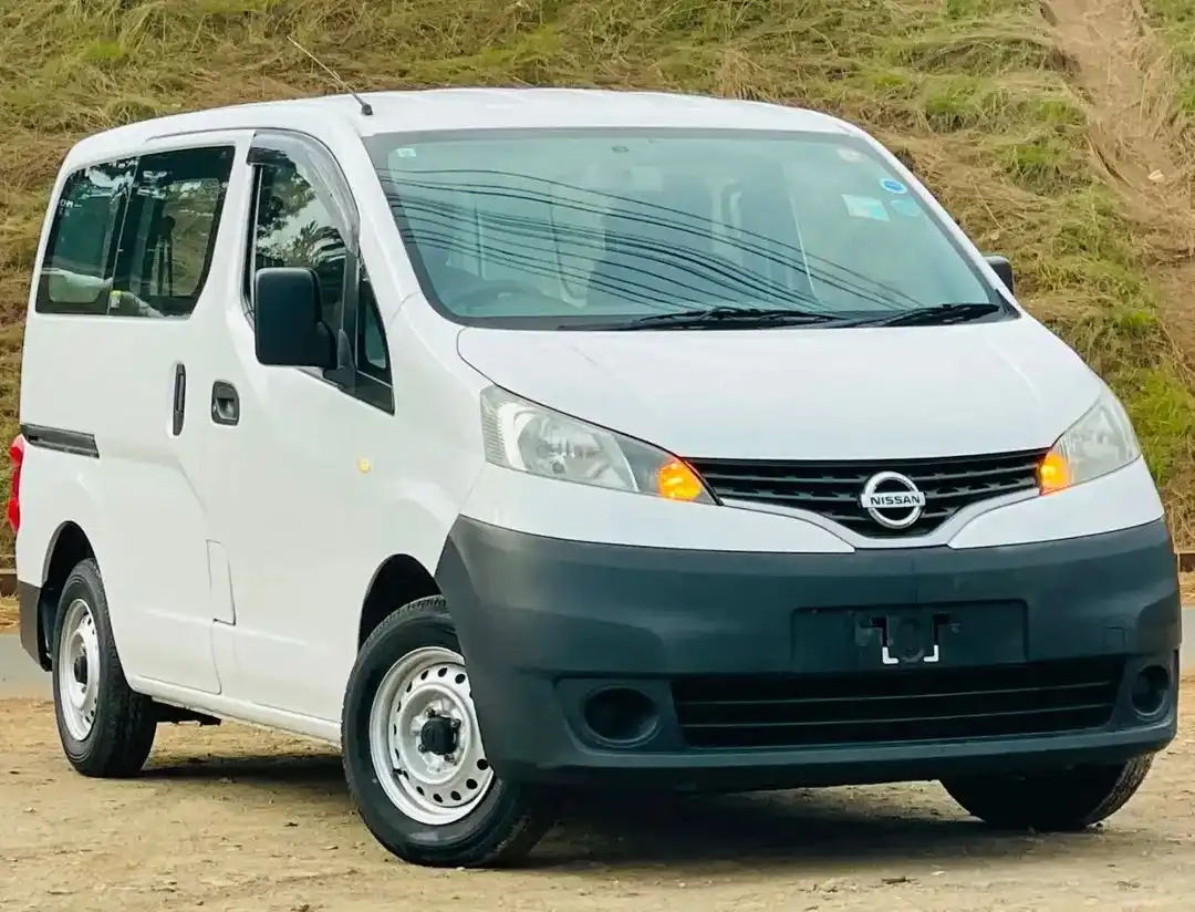 Nissan-NV200-