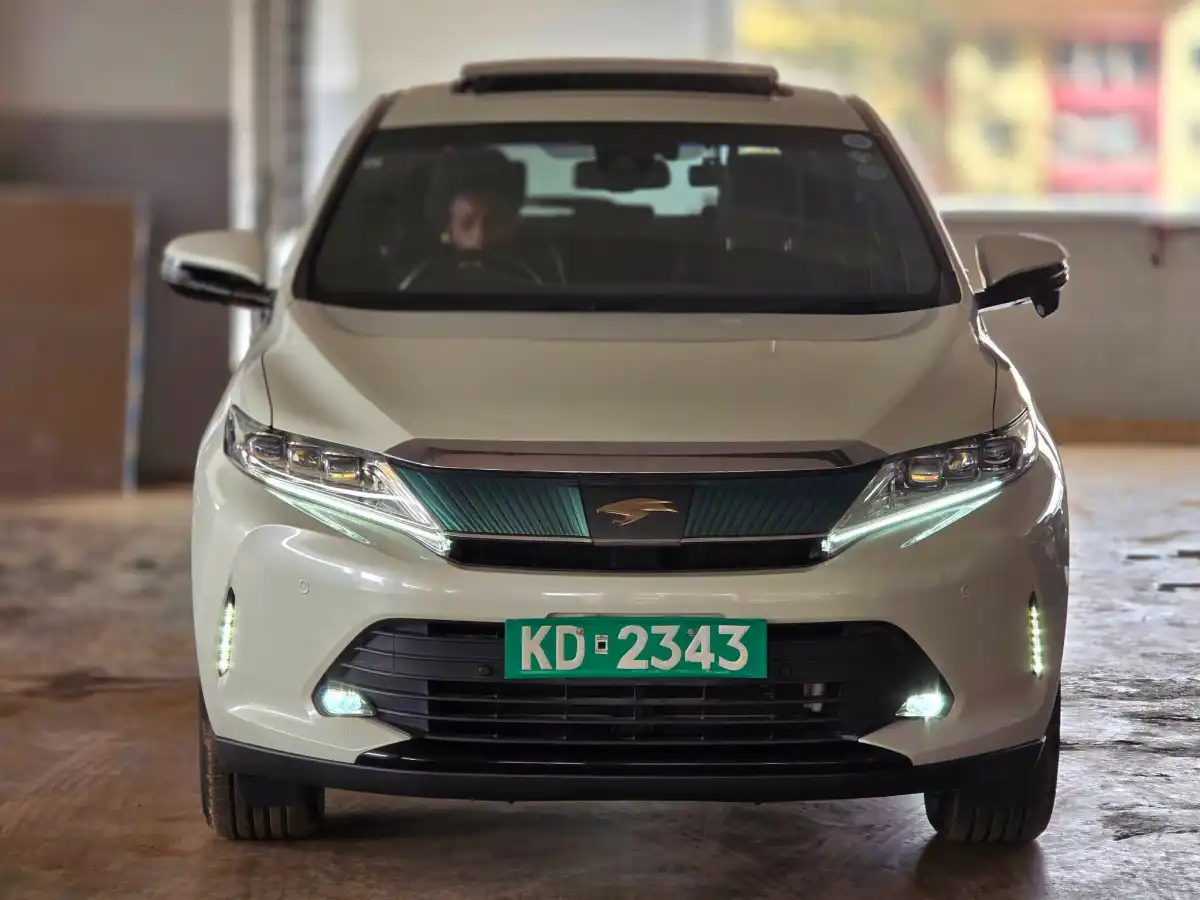 Toyota-Harrier-