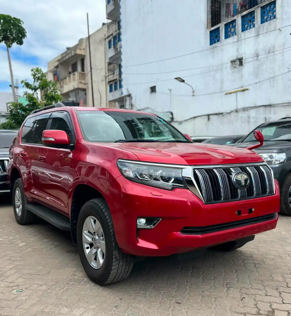 Toyota-Land_cruiser_Prado_TX-