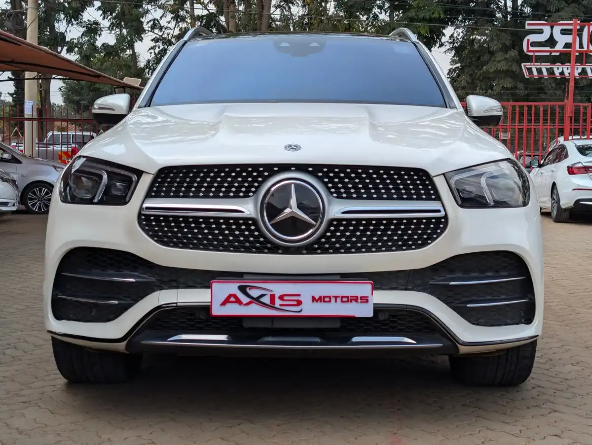 Mercedes_Benz-GLE_400d-