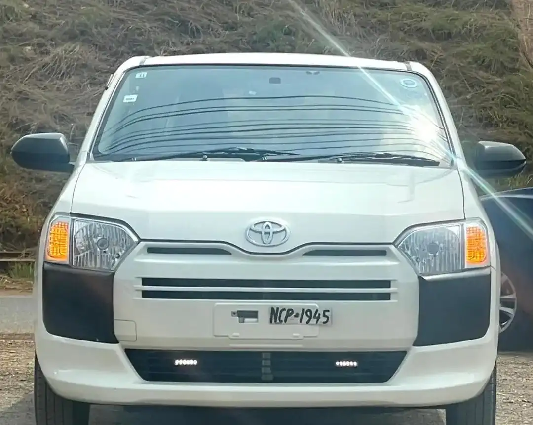 Toyota-Probox-