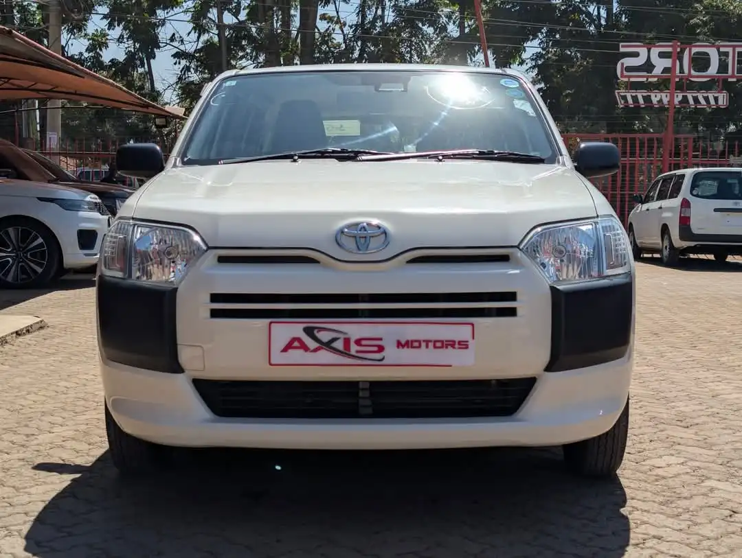 Toyota-Probox-