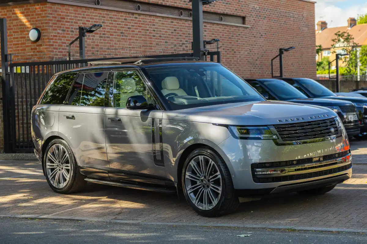 RANGE_ROVER-Vogue_HSE-