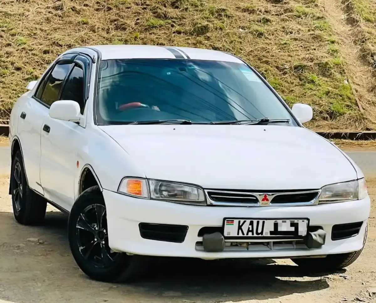 Mitsubishi-Lancer-