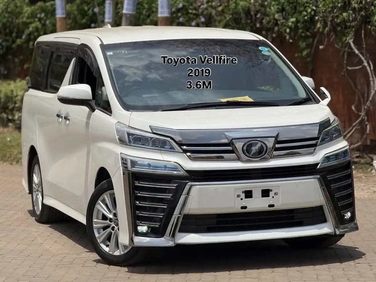 Toyota-Vellfire-