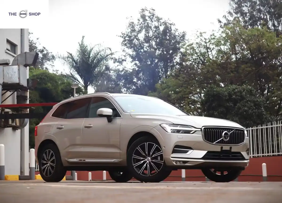 VOLVO-XC60-